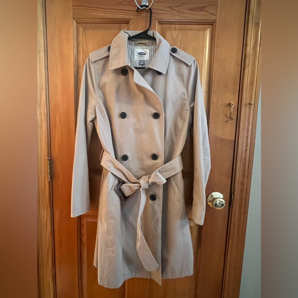 OLD NAVY women’s taupe color trench coat - size small - brown buttons